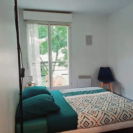 Issy Apartament