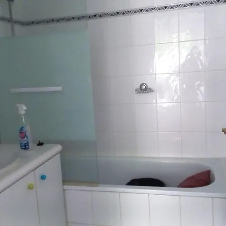 Issy Appartement *