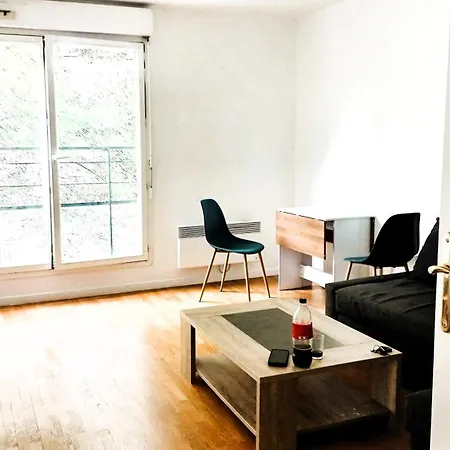 Issy Appartement Issy-les-Moulineaux